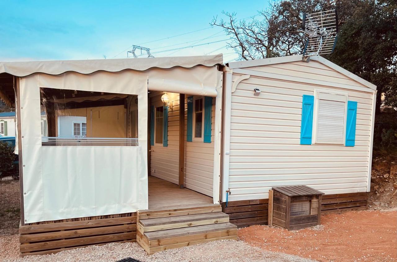 Joli Mobil-Home De Vacances, Ideal Pour Les Familles Rocbaron Exteriér fotografie